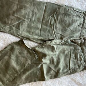 AG Adriano Goldschmied Green Camouflage Cargo Pants